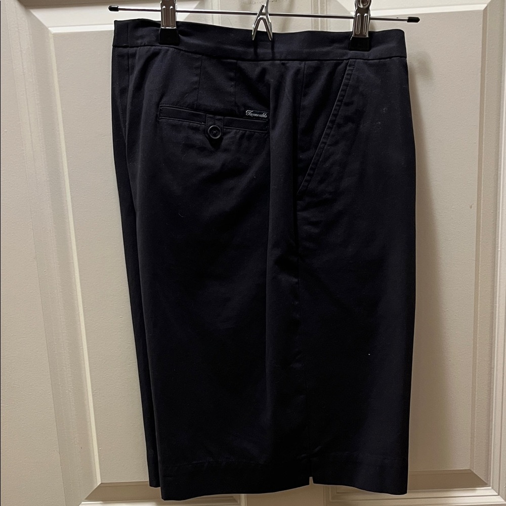 Faconnable Black Women's Bermudas